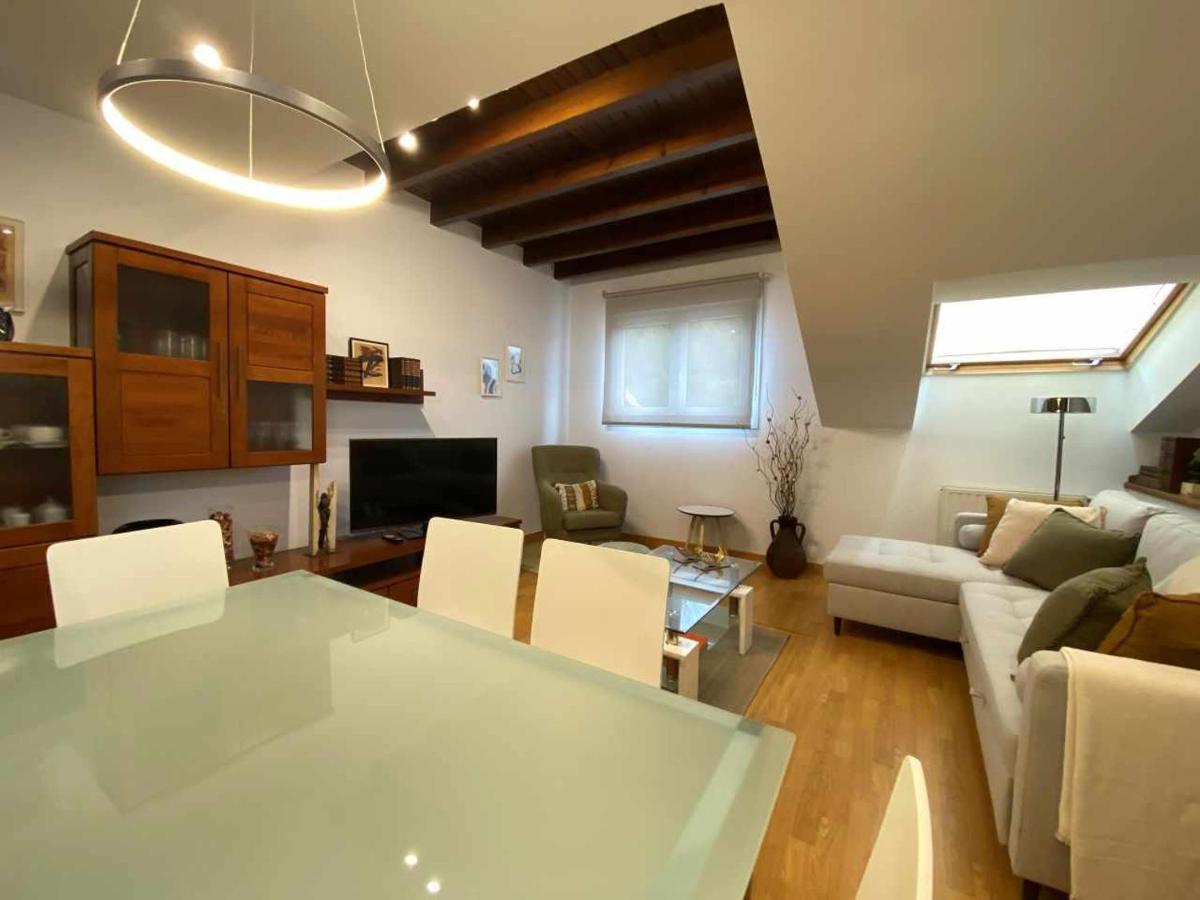 Norabona Cangas De Onis Exterior photo